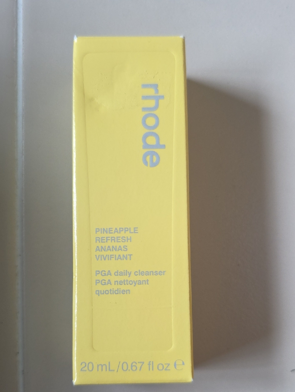 RHODE Pineapple Refresh Daily Cleanser – Yellow